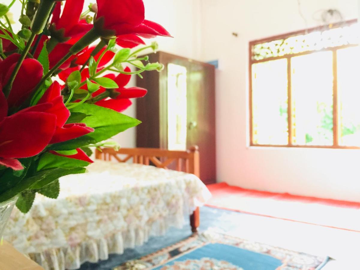 Thaaaru Villa Mirissa Dış mekan fotoğraf