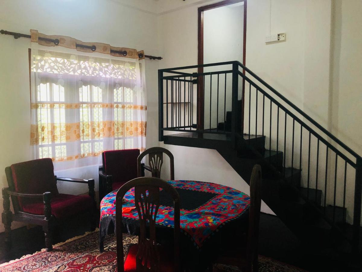 Thaaaru Villa Mirissa Dış mekan fotoğraf