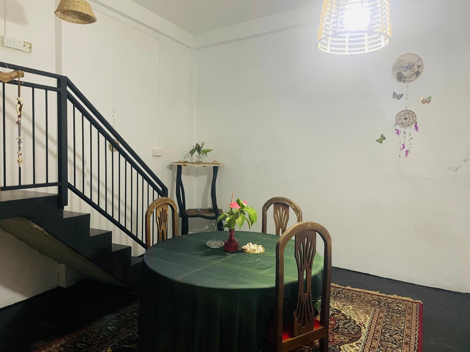 Thaaaru Villa Mirissa Dış mekan fotoğraf